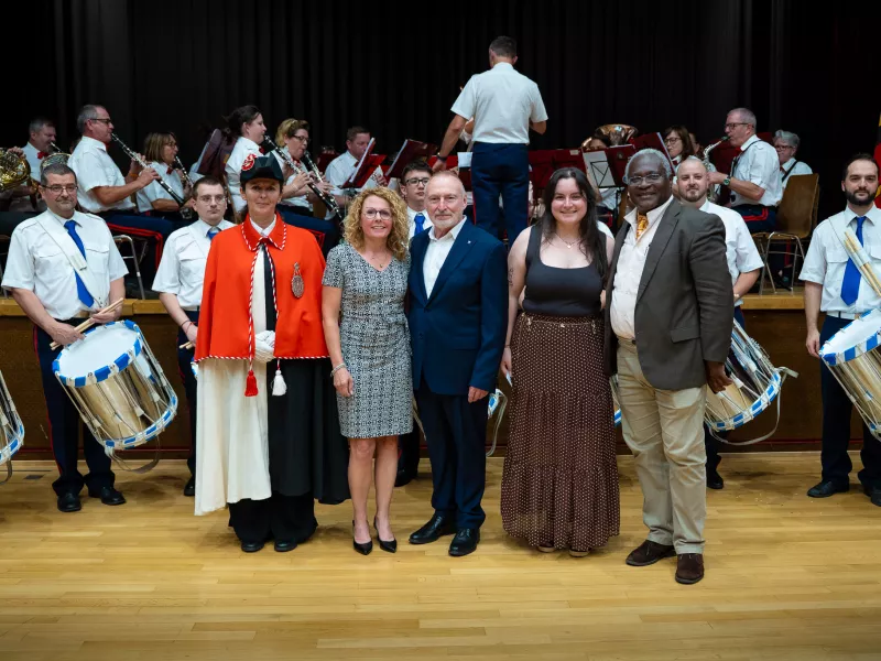 20260608_serenade-au-maire-12.jpg
