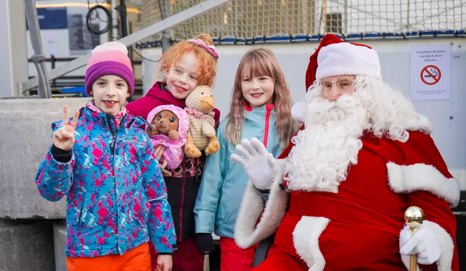 marche-de-noel-a-la-patinoire-9.JPG