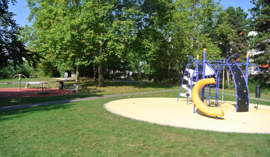 Place de jeux du parc La Tour