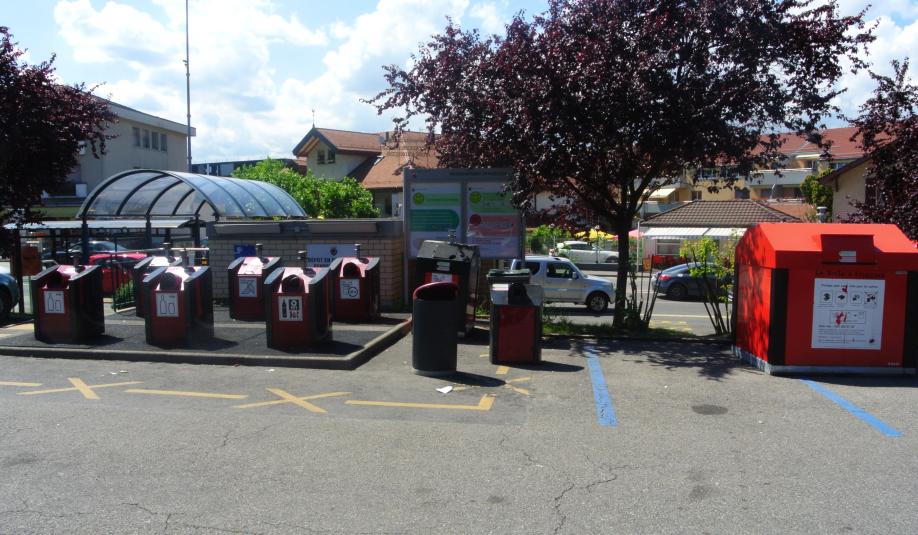 Eco-point place de Carantec